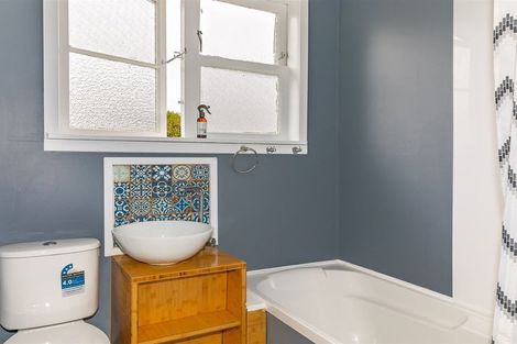 Photo of property in 4 Colvin Street, Westport, 7825