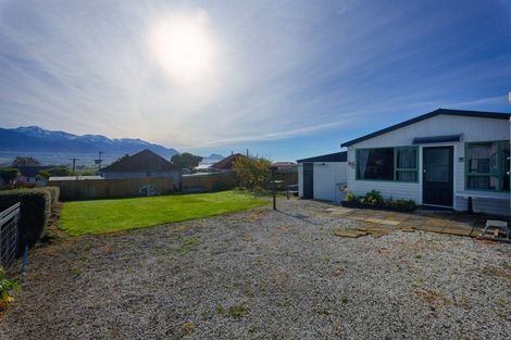 Photo of property in 38 Hastings Street, Kaikoura, 7300