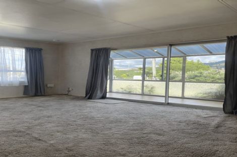 Photo of property in 9 William Benton Street, Featherston, 5710