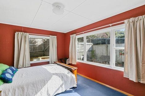 Photo of property in 136 Broderick Road, Johnsonville, Wellington, 6037