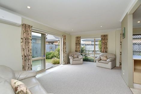 Photo of property in 3 Reeves Road, Rangiora, 7400