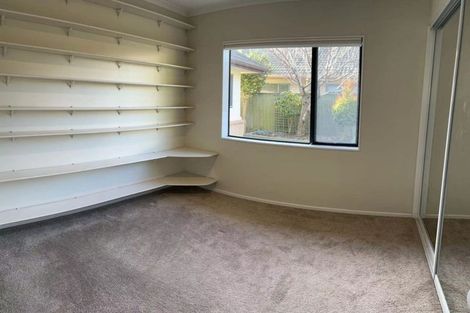 Photo of property in 16 Middlefield Drive, East Tamaki Heights, Auckland, 2016