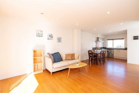 Photo of property in 1u3 June Place, Hamilton East, Hamilton, 3216