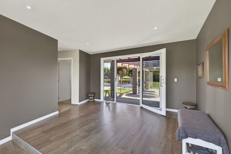 Photo of property in 50a Richmond Road, Brixton, New Plymouth, 4373