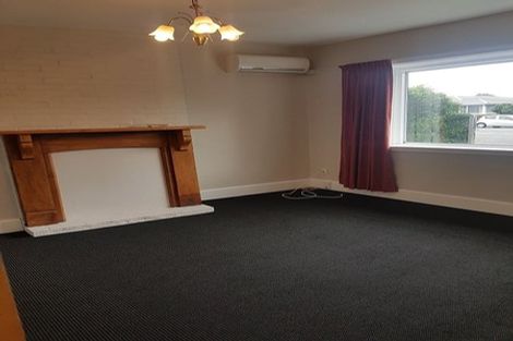 Photo of property in 27 Wharenui Road, Upper Riccarton, Christchurch, 8041