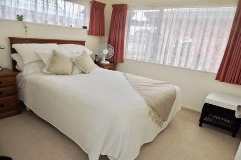Photo of property in Redwood Village, 6/42 Main Road, Tawa, Wellington, 5028