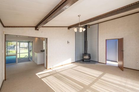 Photo of property in 17 Oberon Street, Stratford, 4332