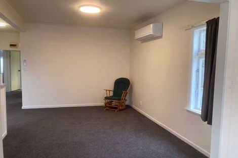 Photo of property in 7-8/26 Main Road, Titahi Bay, Porirua, 5022
