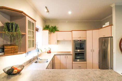 Photo of property in 16 Edward Street, Prebbleton, 7604