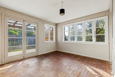 Photo of property in 303 Wainoni Road, Avondale, Christchurch, 8061