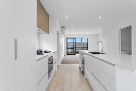 Photo of property in 9 Chartreuse Road, Rosehill, 2113