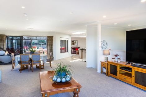 Photo of property in 2 Julies Way, Rangatira Park, Taupo, 3330