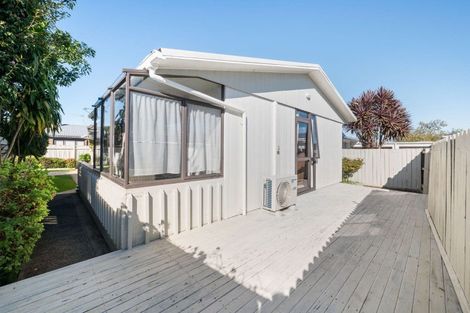 Photo of property in 1a Heath Street, St Andrews, Hamilton, 3200