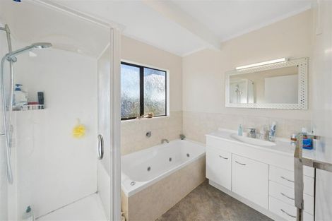 Photo of property in 56 Chesterton Street, Johnsonville, Wellington, 6037