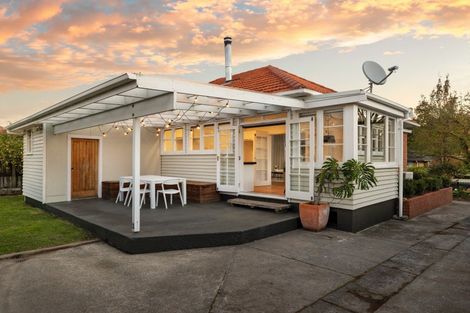 Photo of property in 71 Jellicoe Drive, Hamilton East, Hamilton, 3216