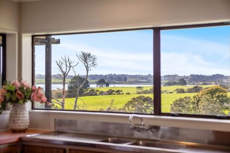 Photo of property in 134 Reid Road, Glenbrook, Waiuku, 2681