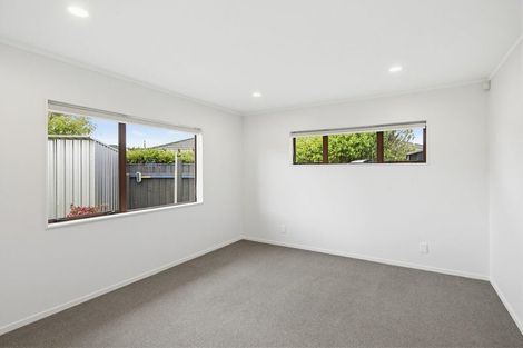 Photo of property in 4 Glen Loch Place, Paraparaumu, 5032