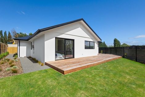 Photo of property in 30 Georgina Street, Marshland, Christchurch, 8083