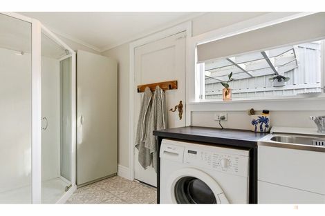 Photo of property in 260 Talbot Street, Geraldine, 7930