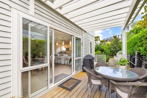 Photo of property in 43 Landmark Terrace, Orewa, 0931