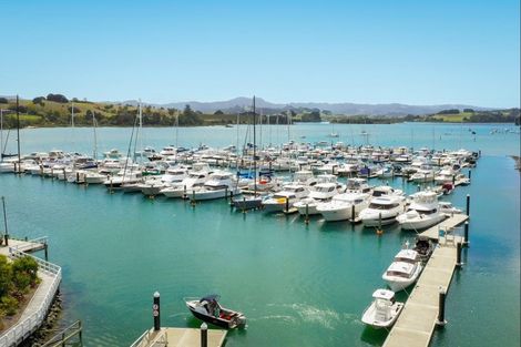 Photo of property in 2 Puriri Place, Sandspit, Warkworth, 0982