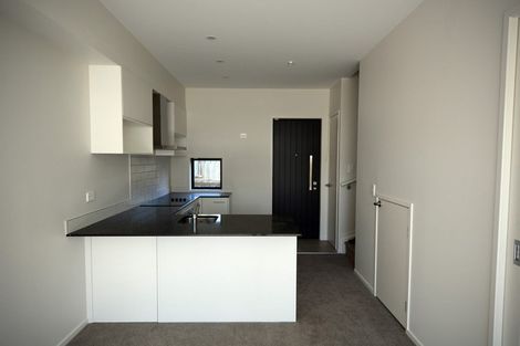 Photo of property in 6/66 Neil Avenue, Te Atatu Peninsula, Auckland, 0610