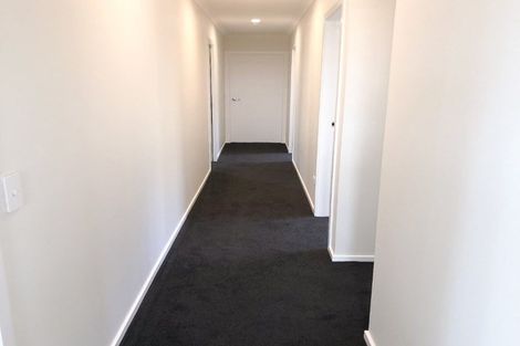 Photo of property in 8 Tapuhikura Street, Waikanae, 5036