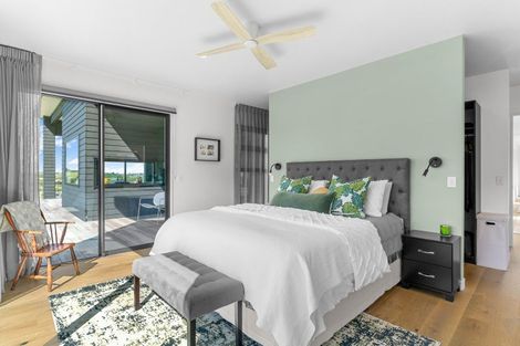 Photo of property in 84 Robert Hastie Drive, Mangawhai, 0573