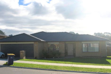 Photo of property in 13 Sapperton Drive, Henderson, Auckland, 0612
