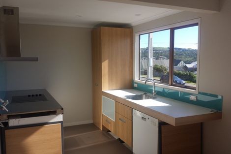 Photo of property in 1/12 Thornley Street, Titahi Bay, Porirua, 5022