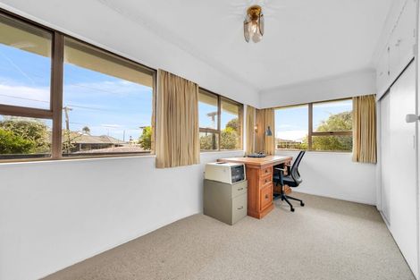 Photo of property in 1 Cliff Lane, Glenbrook, Waiuku, 2681