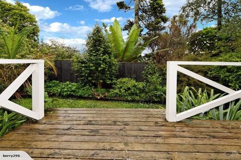 Photo of property in 32 Konini Road, Titirangi, Auckland, 0604