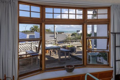 Photo of property in 5 Golf Road, Paraparaumu Beach, Paraparaumu, 5032