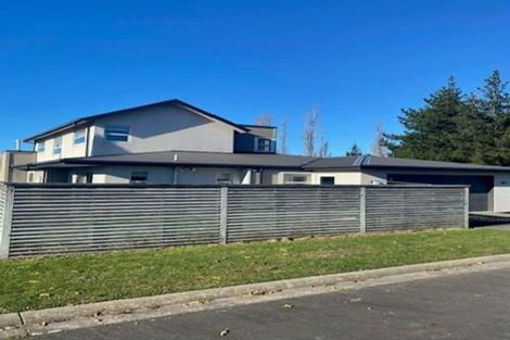 Photo of property in 28 Hakatere Road, Pegasus, 7612