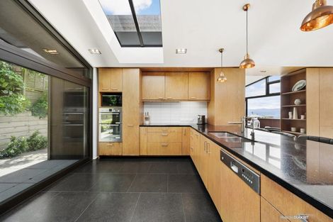Photo of property in 51 Jubilee Road, Khandallah, Wellington, 6035