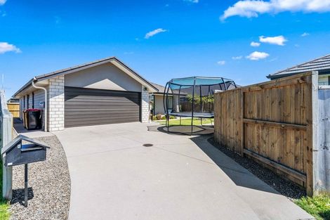 Photo of property in 4 Plate Lane, Papamoa, 3118