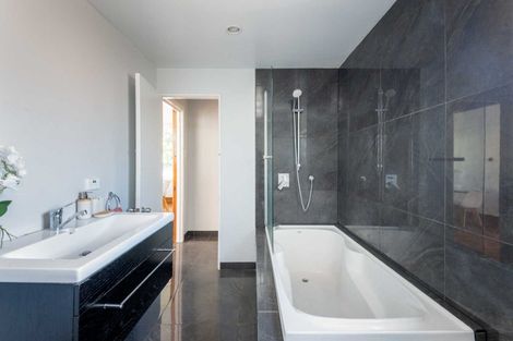 Photo of property in 14 Wellington Street, Phillipstown, Christchurch, 8011