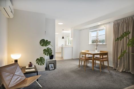 Photo of property in 37 Chorley Avenue, Massey, Auckland, 0614