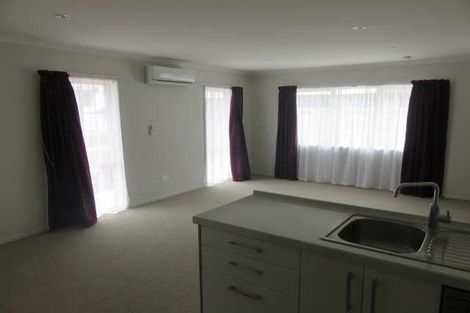 Photo of property in 24u2 Lorne Street, Melville, Hamilton, 3206