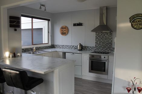 Photo of property in 3/700 Duke Street, Mahora, Hastings, 4120