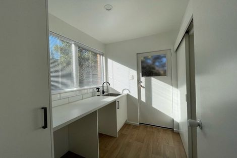 Photo of property in 427 Avonhead Road, Avonhead, Christchurch, 8042
