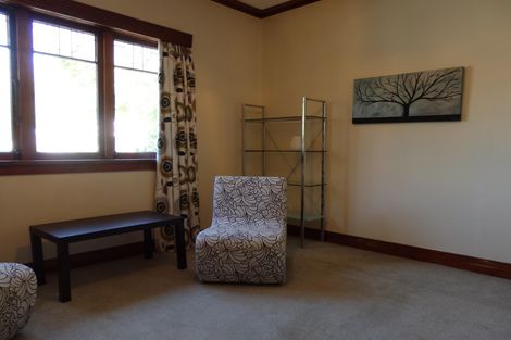 Photo of property in 98 Rifle Range Road, Dinsdale, Hamilton, 3204