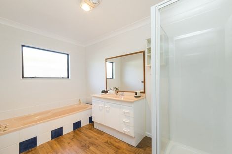 Photo of property in 98 Gillespies Line, Cloverlea, Palmerston North, 4412