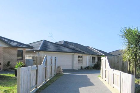 Photo of property in 18 Sarah Place, Papamoa Beach, Papamoa, 3118