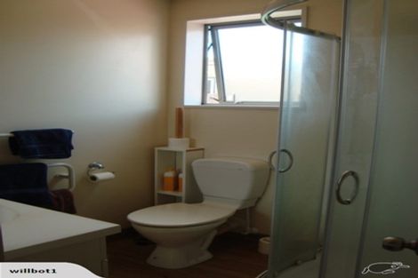 Photo of property in 5b Paeroa Street, Riccarton, Christchurch, 8041