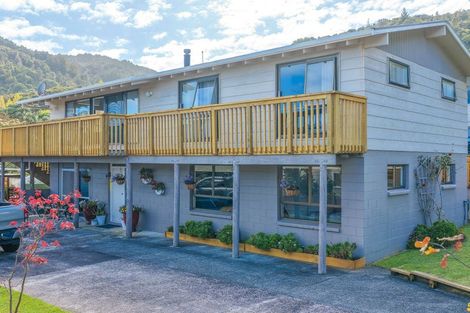 Photo of property in 11 Firth View Road, Te Puru, Thames, 3575