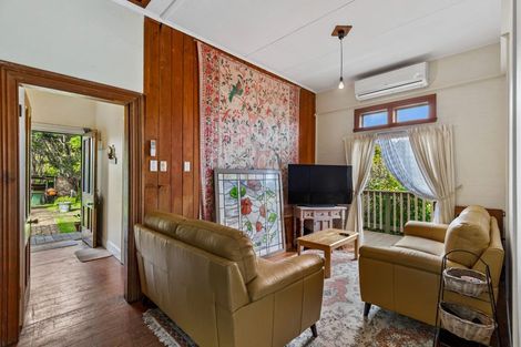 Photo of property in 41 Te Henga Road, Waitakere, Henderson, 0781