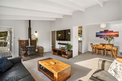 Photo of property in 99 Oaktree Avenue, Browns Bay, Auckland, 0630