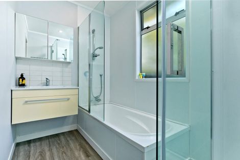 Photo of property in 125 Solar Road, Glen Eden, Auckland, 0602