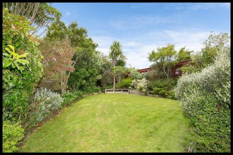 Photo of property in 2 Woodford Way, Crofton Downs, Wellington, 6035